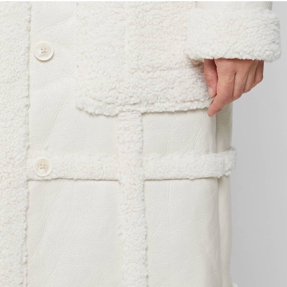 LIMITED EDITION VEGAN LEATHER & SHEARLING MANIÈRE DE VOIR - Picture 9 of 13